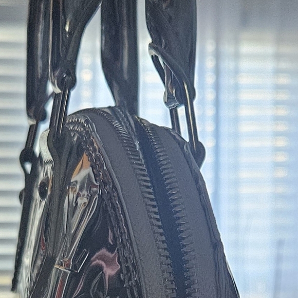 Louis Vuitton ALMA BB Silver Miroir New & Rare - Picture 11 of 16